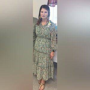 Women’s Large EUC Midi Dress